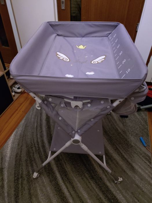 Sprzedam przewijak dziecięcy w bardzo  dobrym stanie odbiór osobisty