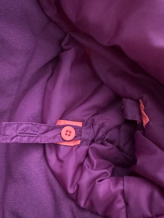 Дитяча гірськолижна куртка на 5-6 років