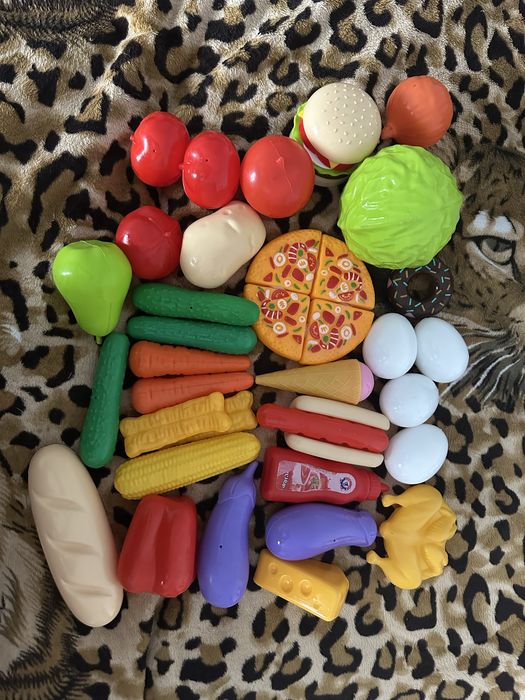 Дитяча кухня зі звуковими ефектами і імітацією пари