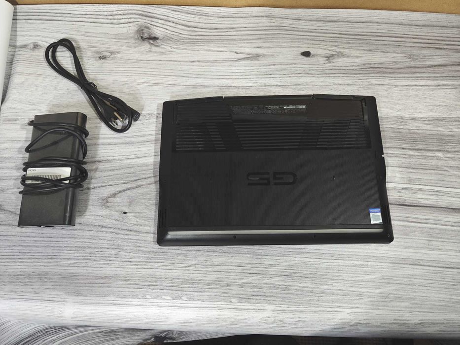 Ноутбук Dell G5 5500 15.6" FHD 144Hz 10750H 16GB 500GB SSD 1660ti 6Gb