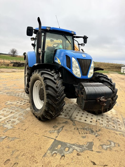 New holland t7040