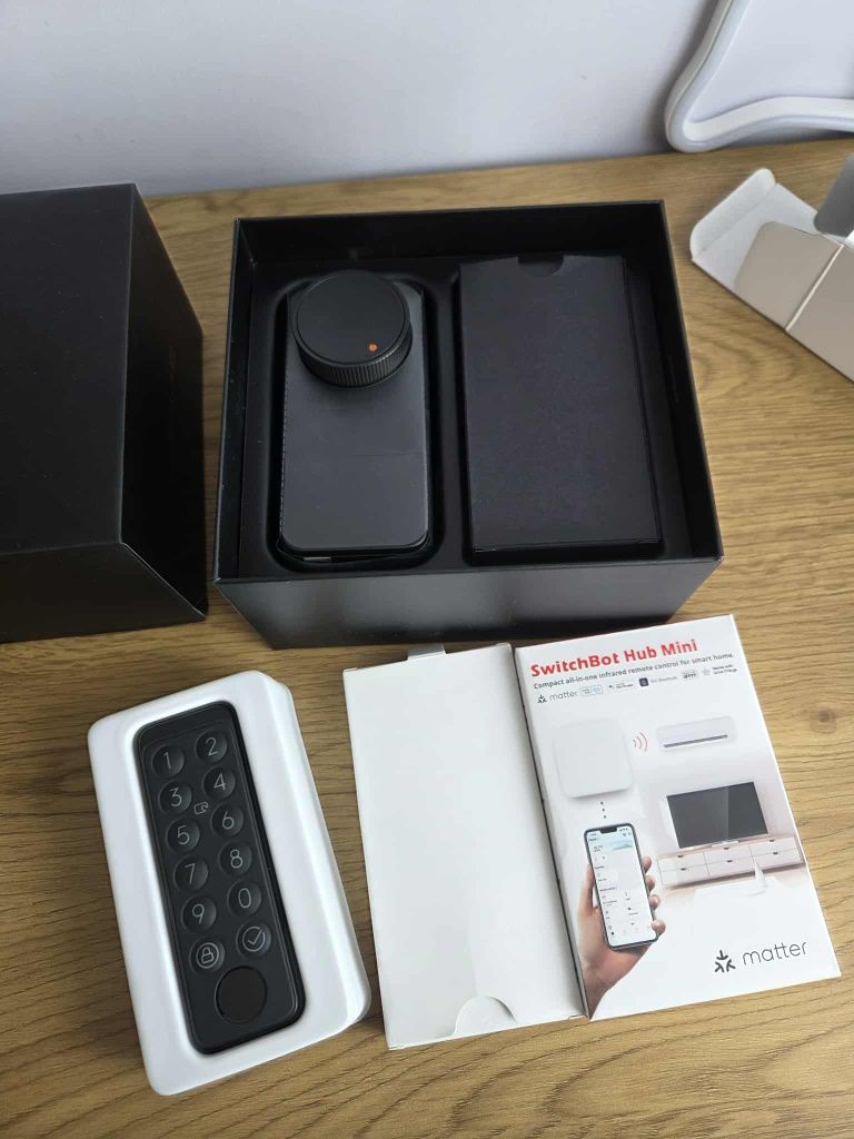 Inteligentny elektroniczny zamek dom smart Switchbot wifi smart
