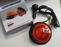 Pirilampo em led e íman, trator, luz pisca tipo rotativa, isqueiro