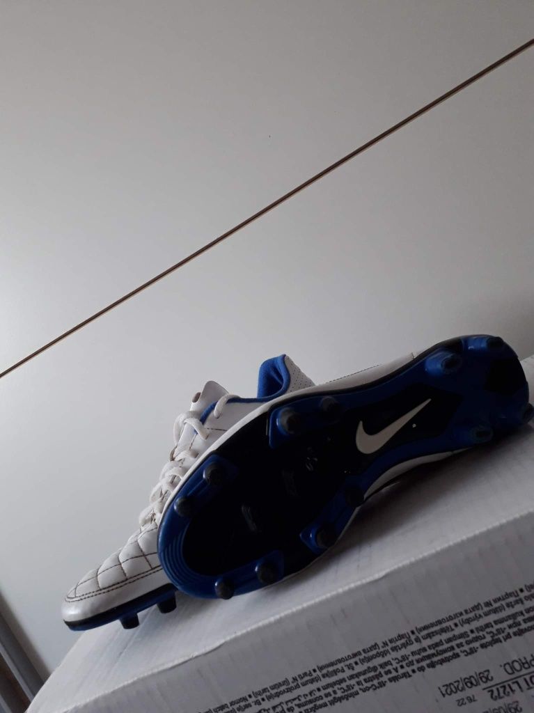 Korki nike tiempo poł profy 40r