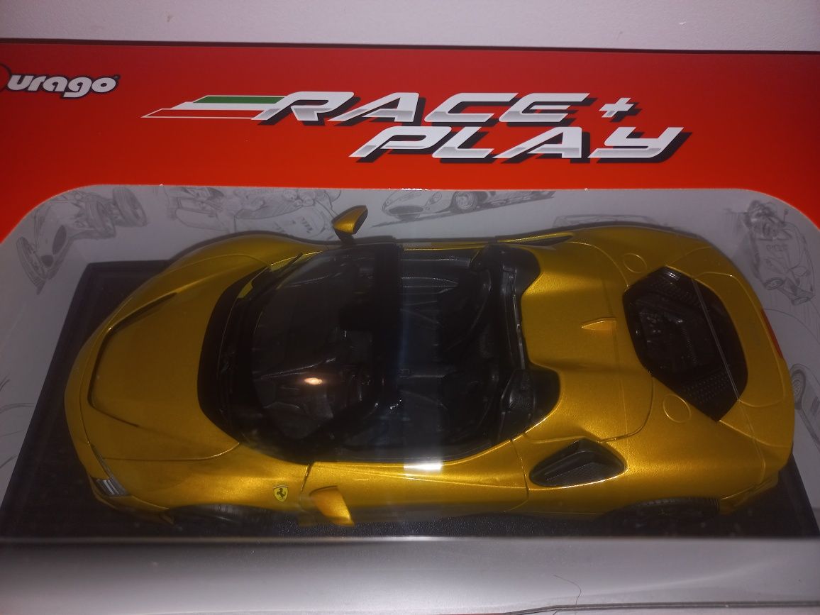 Bburago Ferrari SF90 Spider, skala 1:18, race+play