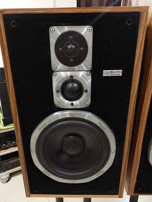 Активна акустика MAGNAT Transpuls 26A 3-смуги