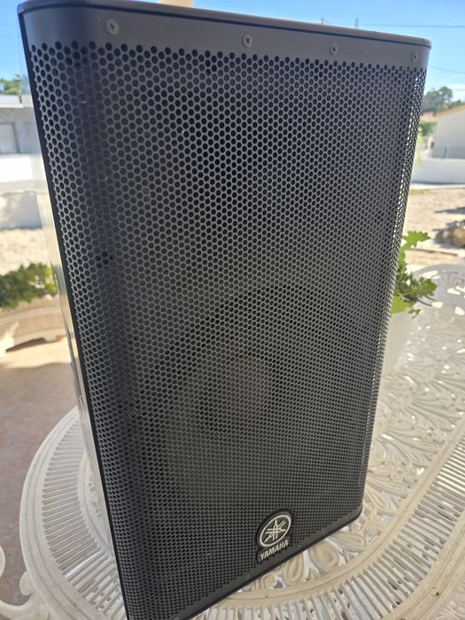 Yamaha DXR 12  Pouco usado
