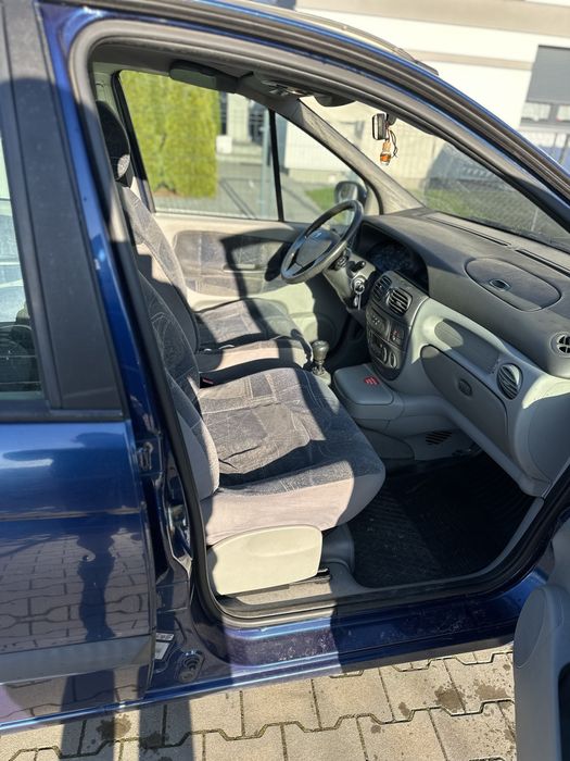 Renault SCENIC Megane 1.6 16v