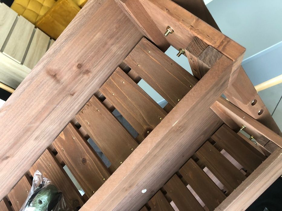 Drewniana doniczka kwietnik cztery poziomy