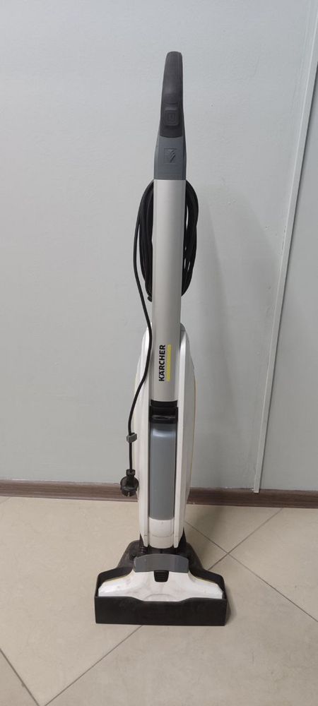 Миючий пилосос Karcher