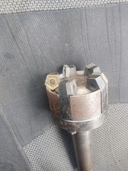 Продам победитовые  фреза