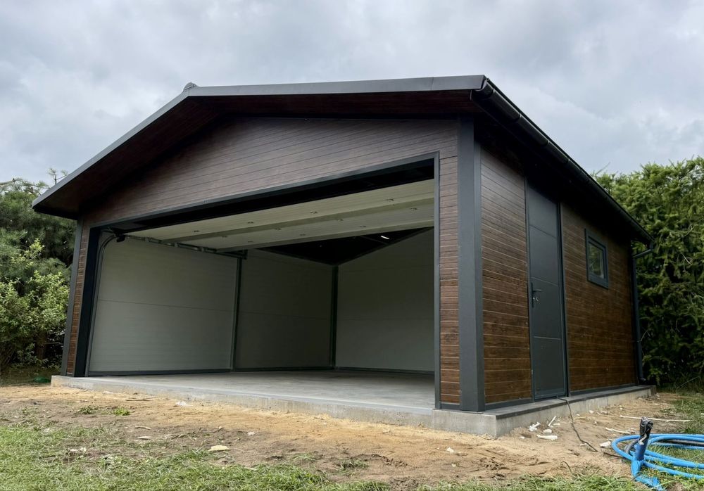 Garaz z plyty warstwowej, kazdy wymiar