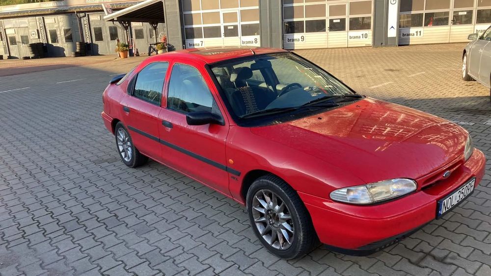 Ford Mondeo Ford Mondeo MK1 Klasyk Youngtimer NOWY ROZRZAD Hatchback Zamienie