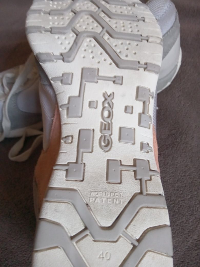 Damskie sneakersy Geox