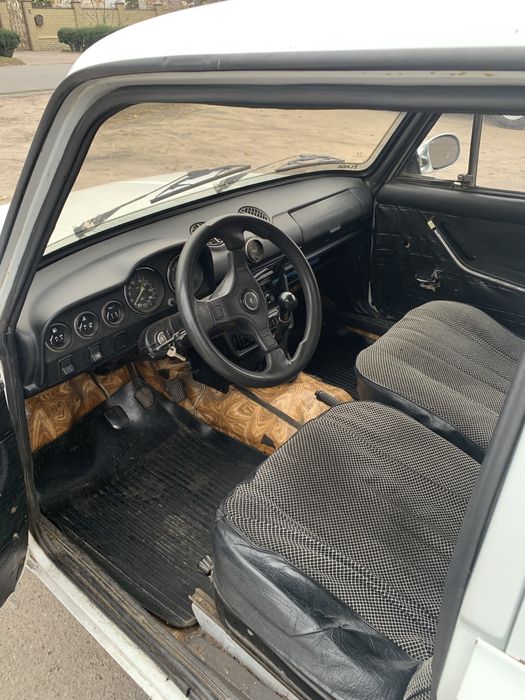 В продажі Ваз 21011