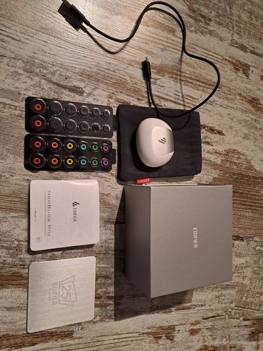 Słuchawki EDIFIER NeoBuds Pro