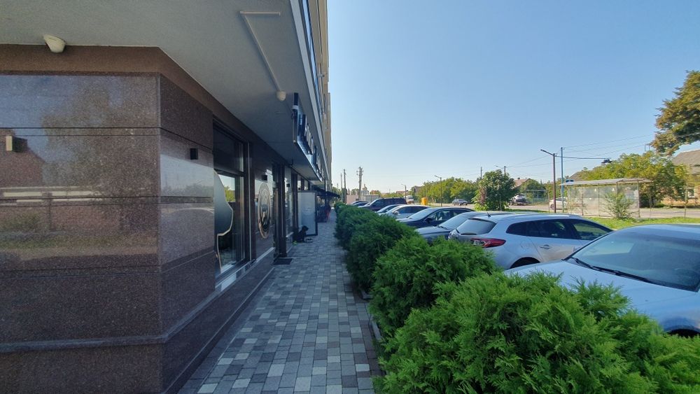 ПРОДАЖ КОМЕРЦІЙНОГО приміщення при центральній дорозі в'їзду в Ужгород