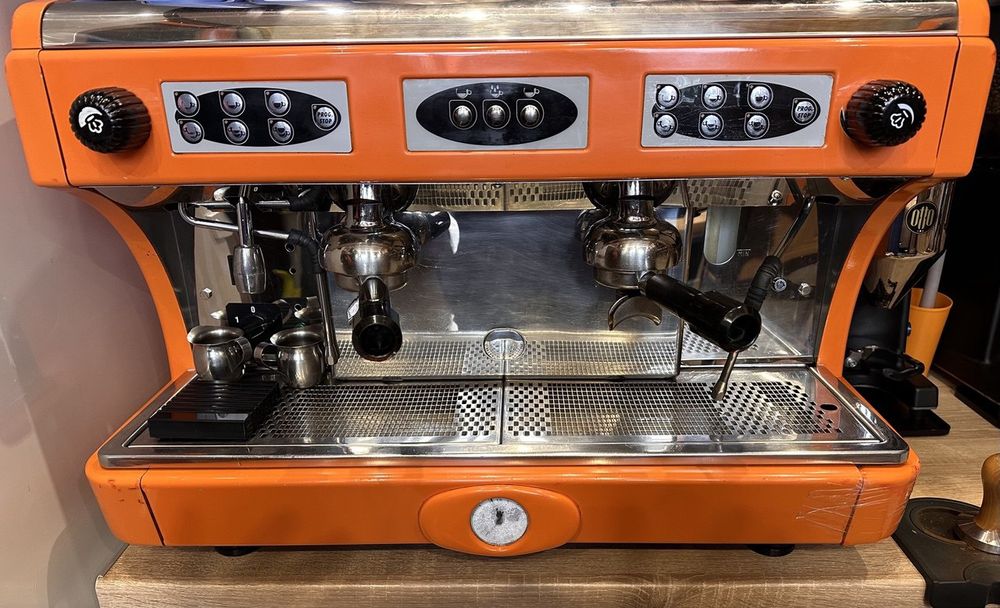 Продам 2 кофемашины