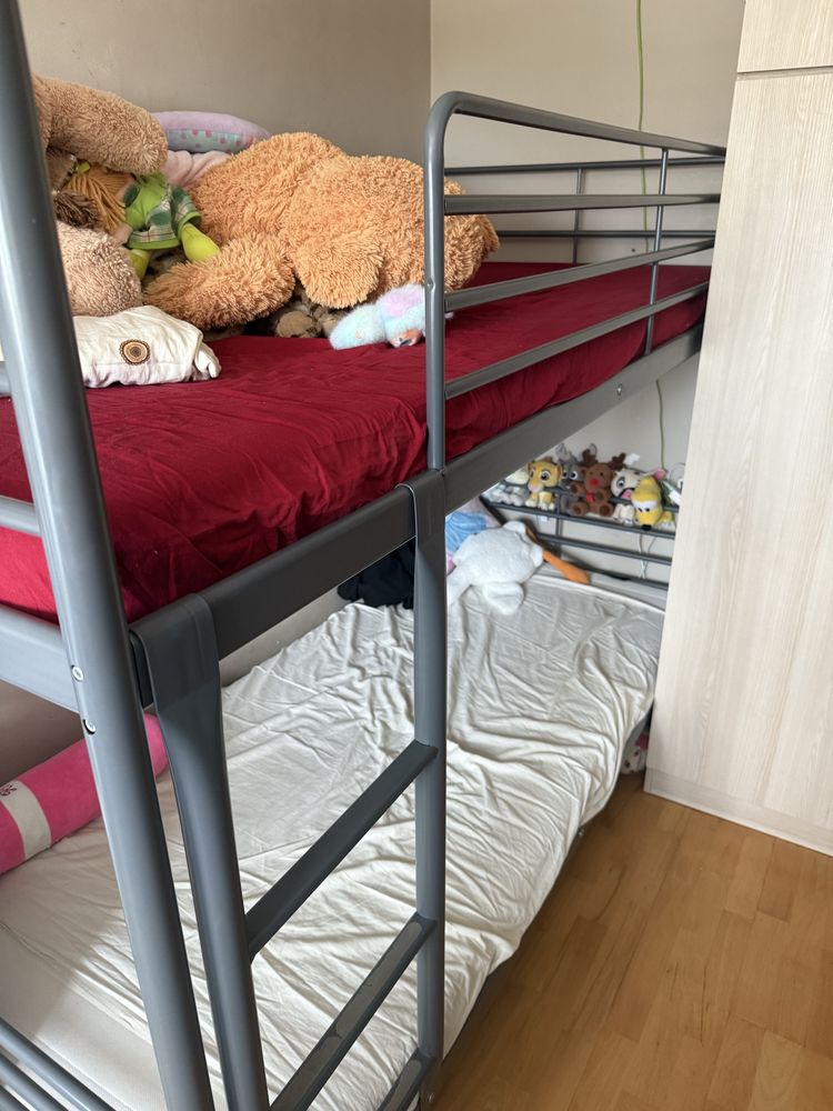 Łóżko piętrowe IKEA Svarta