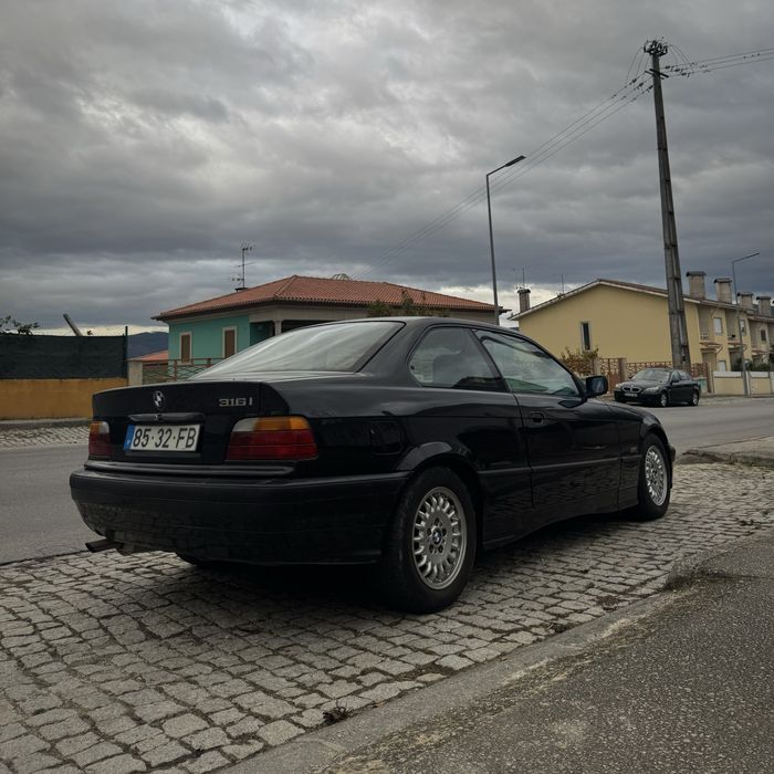 BMW E36 COUPE Original