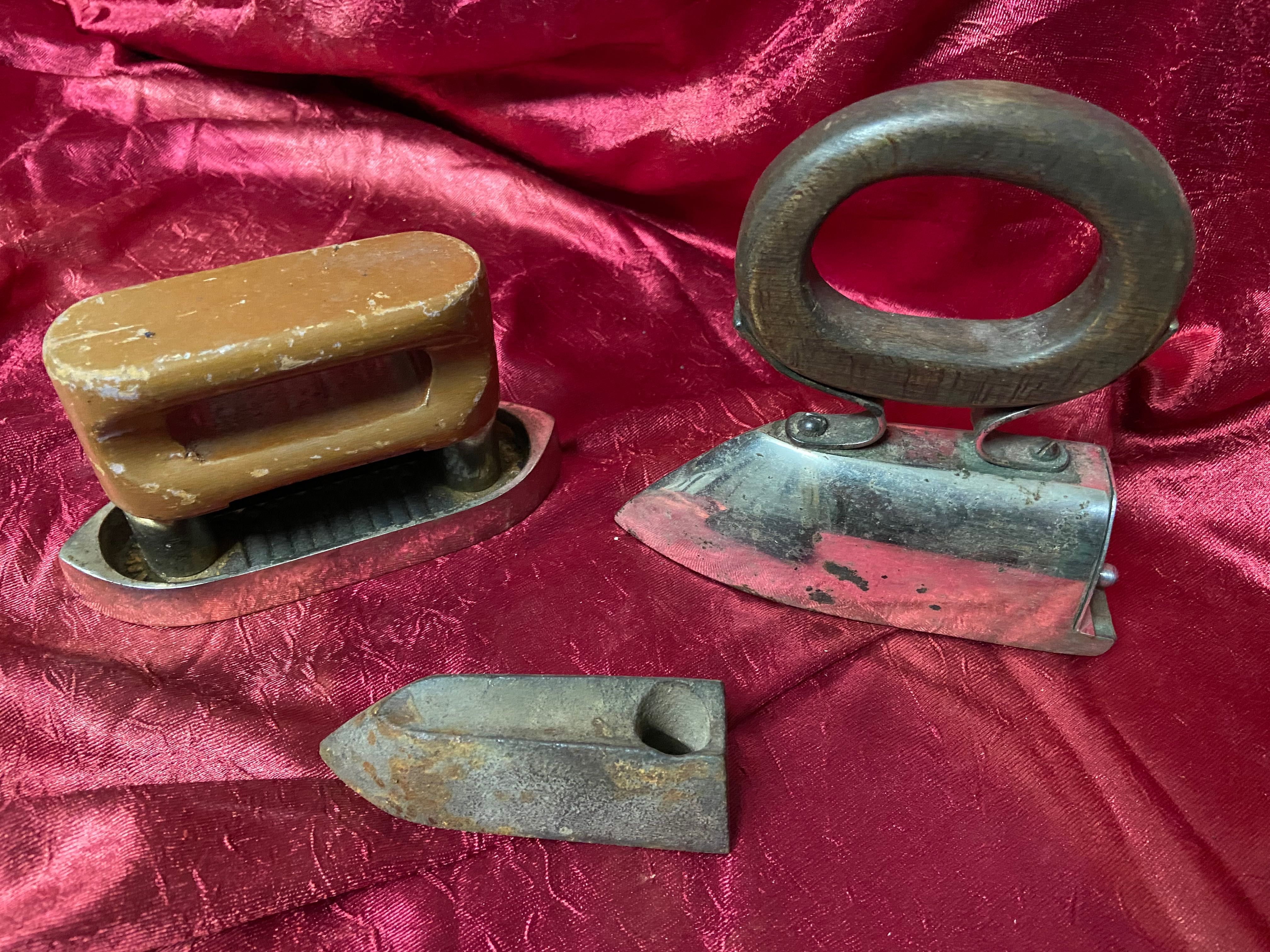 Ferros e ferramentas antigas
