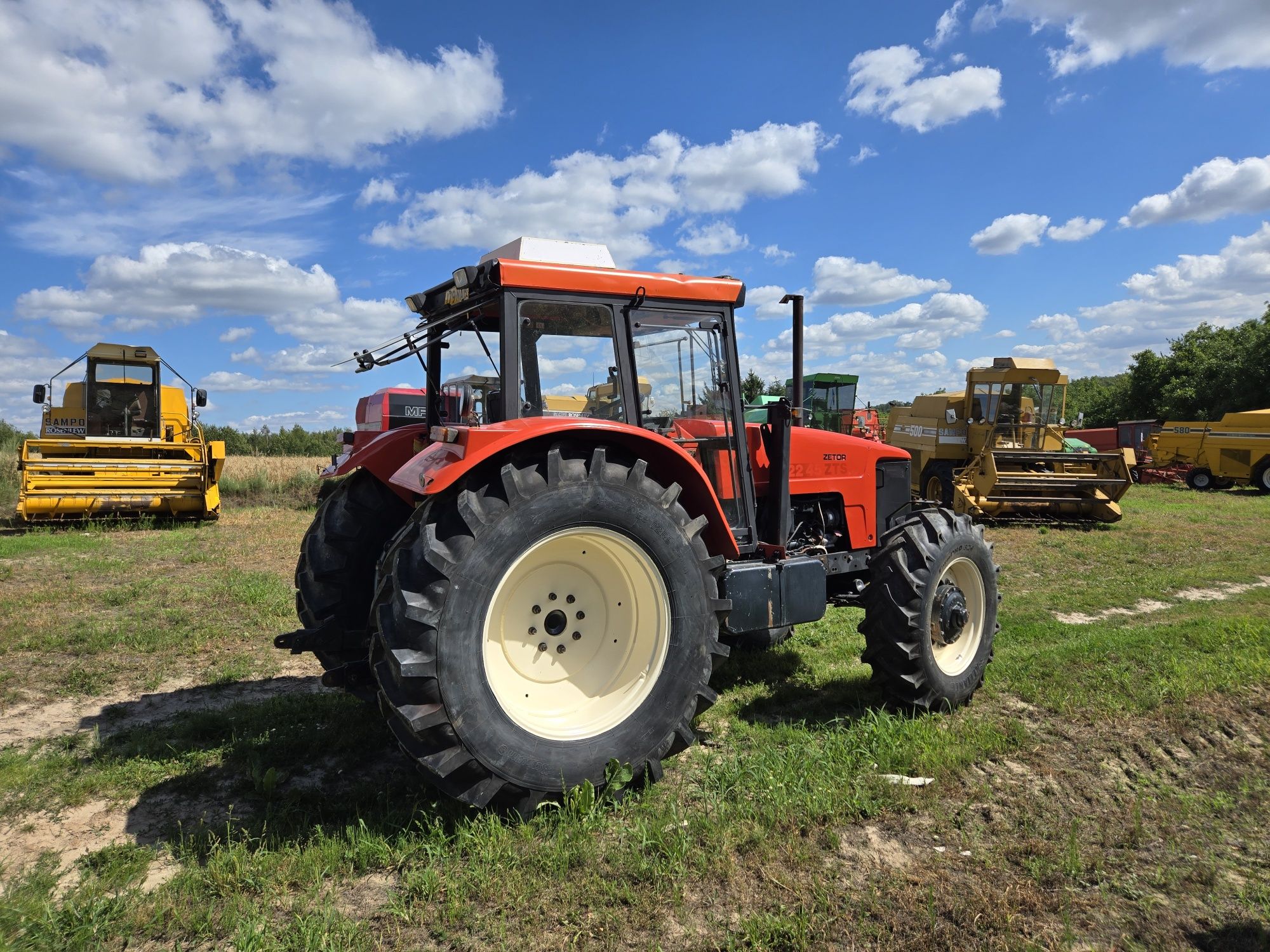 Ciągnik Zetor ZTS 12245 / 16245 / 10540 Import Skandynawia
