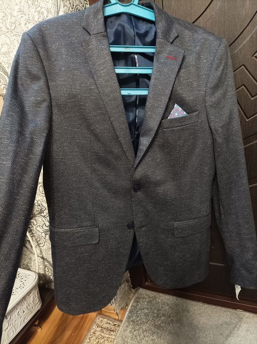 Продам чоловічий піджак