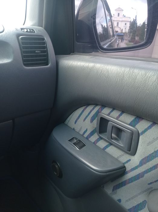 Тойота Ленд Крузер Прадо 90