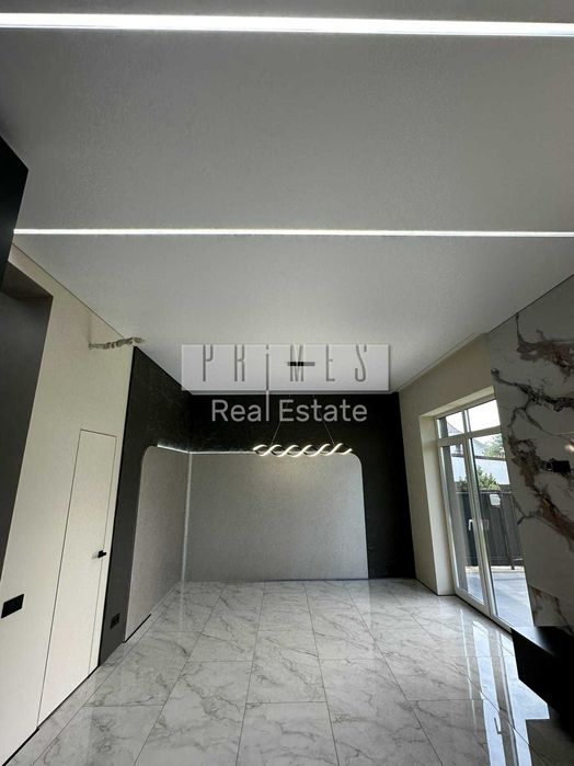 Продаж 4к будинку з дизайнерським ремонтом, Буча