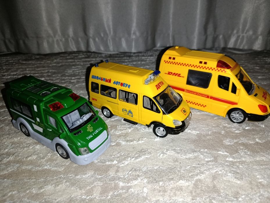 Дитячий автотранспорт