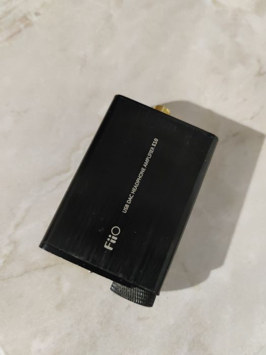 Усилитель для наушников FiiO USB DAC E10