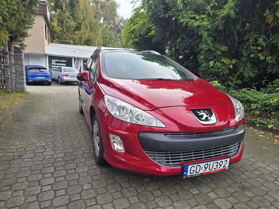 Peugeot 308 Peugeot 308 2.0 HDI 140KM panoramiczny dach!