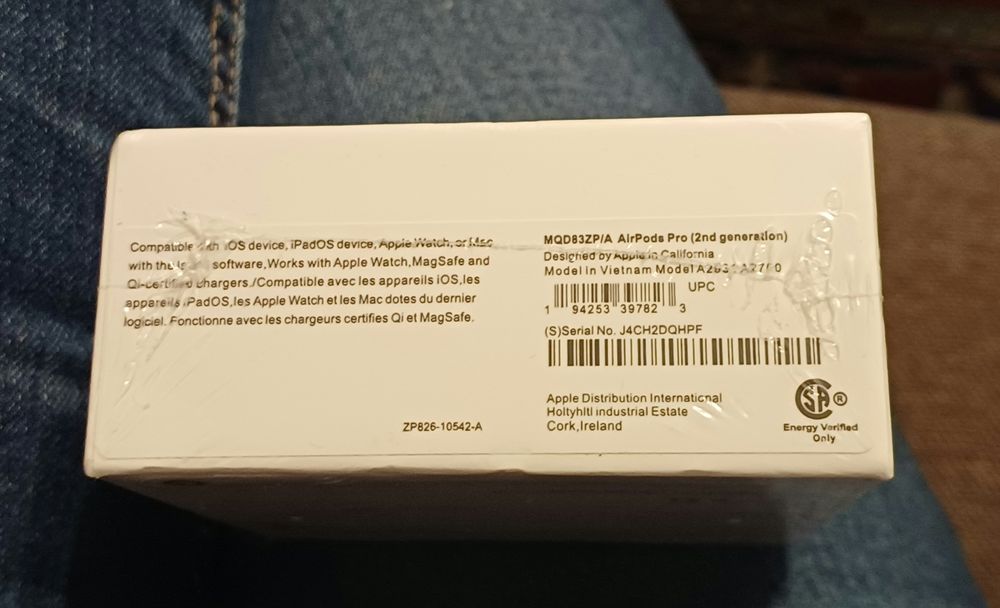 Apple AirPods Pro 2 gen MagSafe USB-C