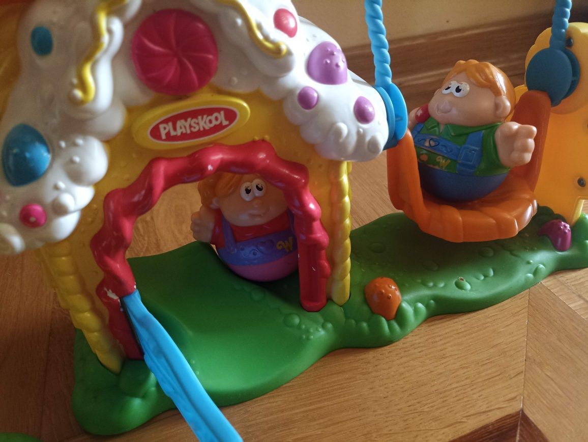 Jaś i Małgosia Playskool karuzela chatka ze zjeżdżalnią wańka wstańka