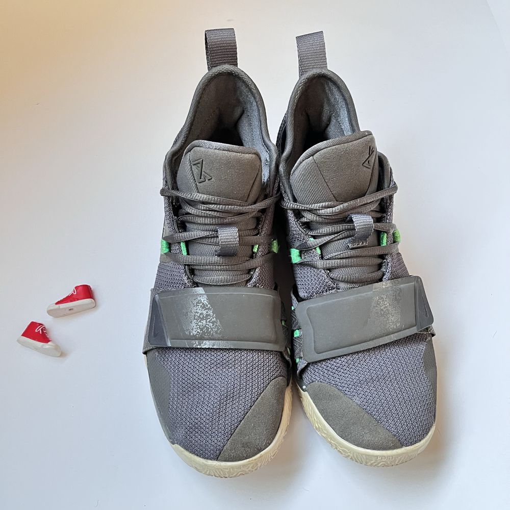 Nike  42р кроссовки баскетбольные