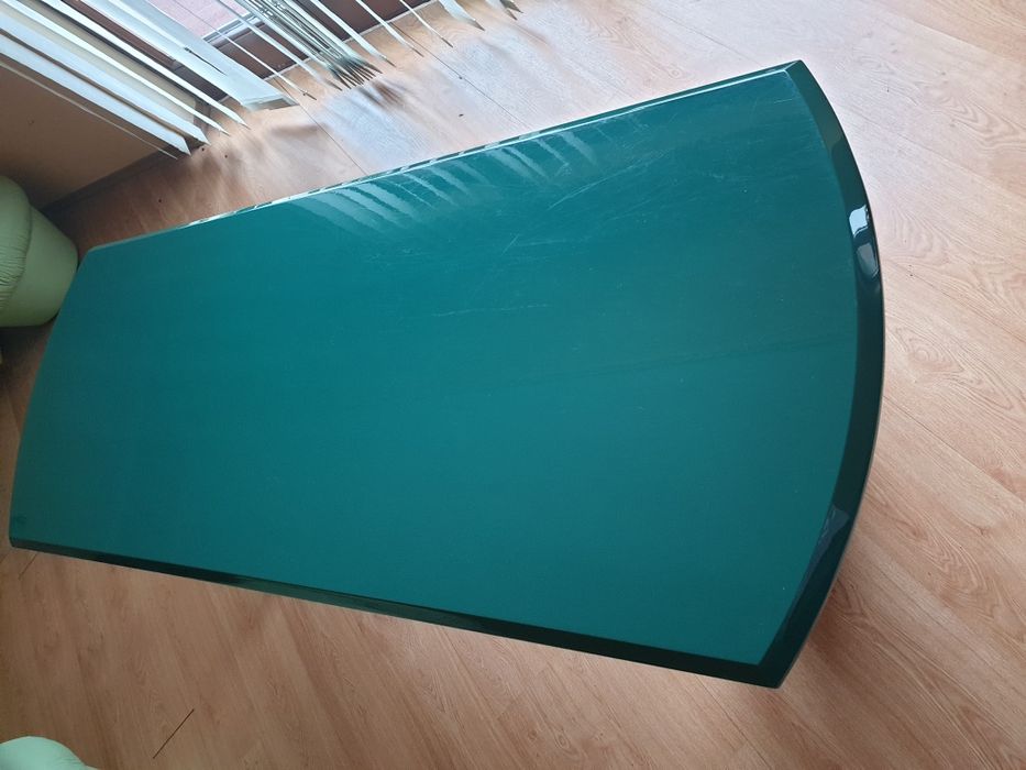 Solidna ława butelko wazielen