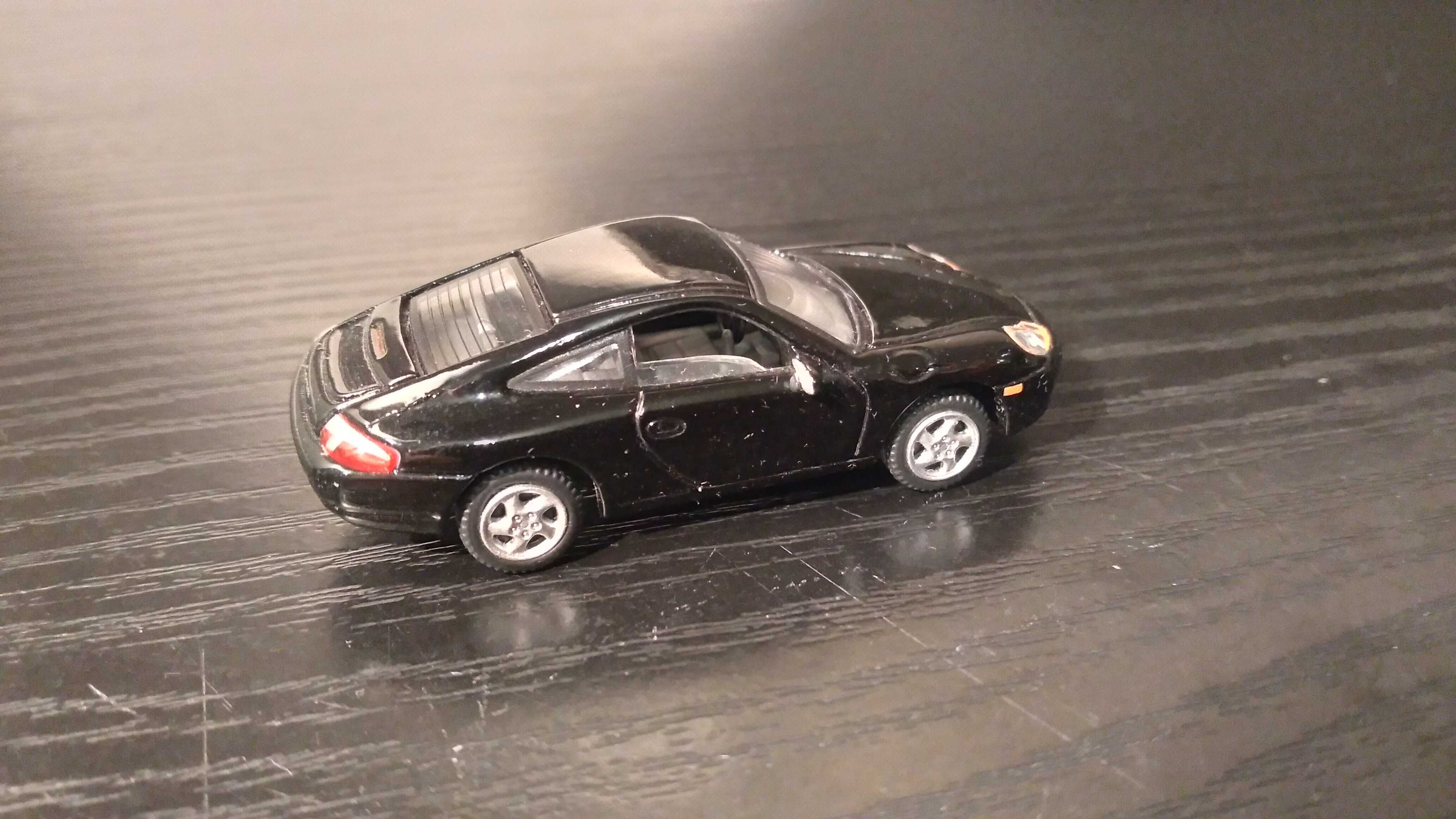 Porsche 911 (996) Hongwell 1:72