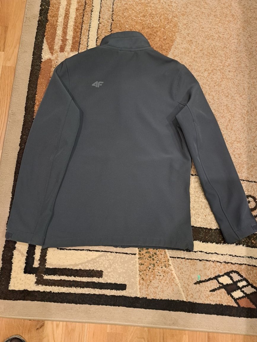 Kurtka softshell