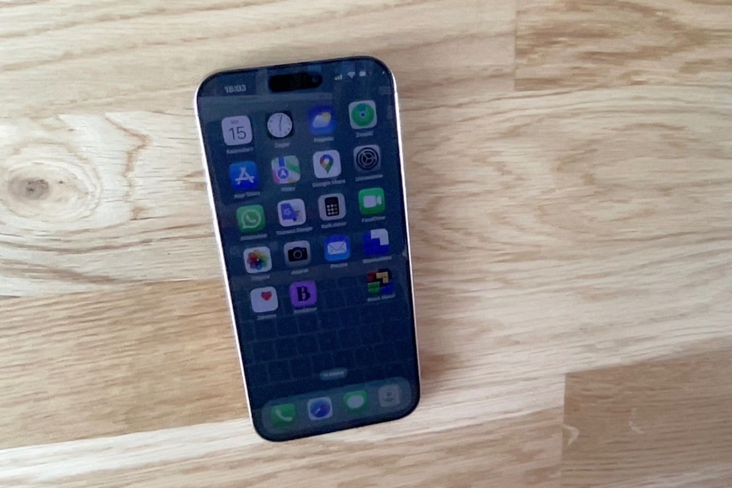 iPhone 16 Pro Max