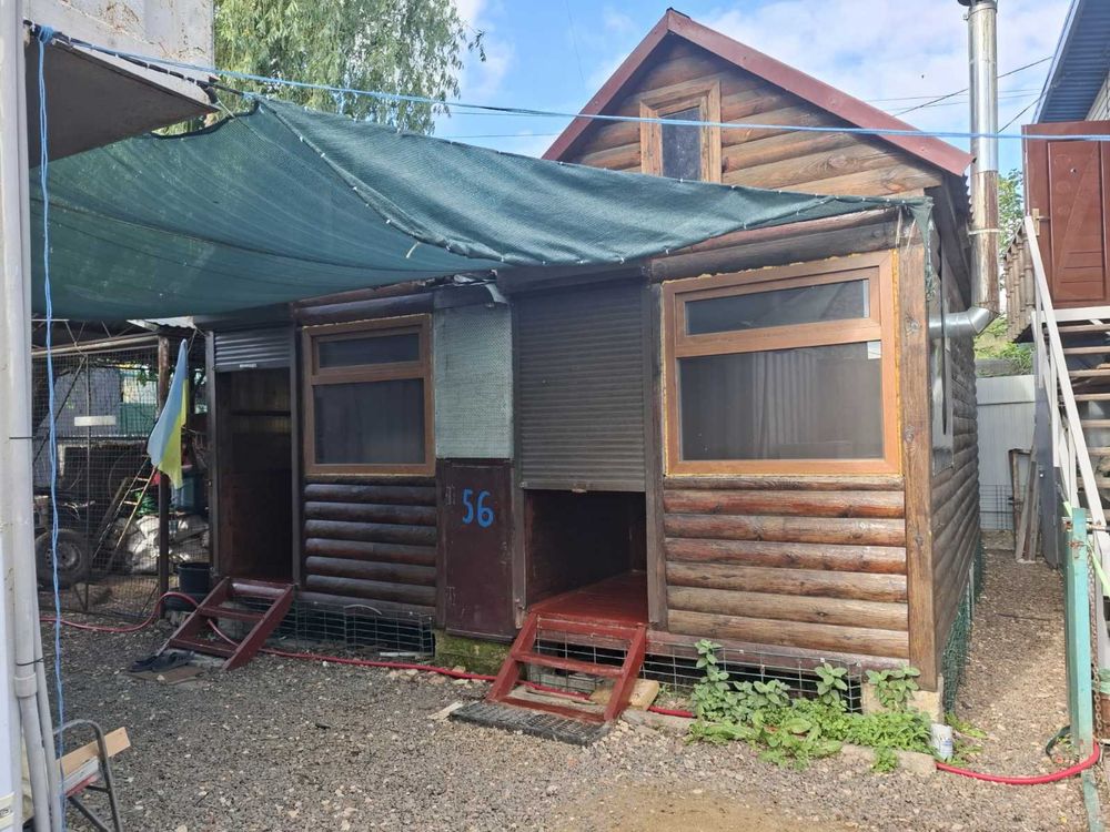 Продам деревянный домик в Маяках. Причал 4