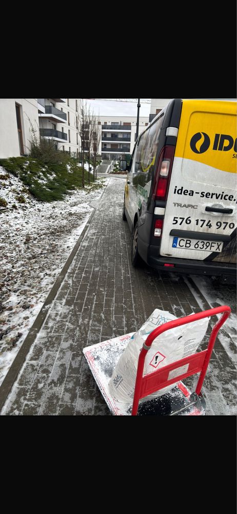 Odśnieżanie i zabezpieczanie dróg i chodników