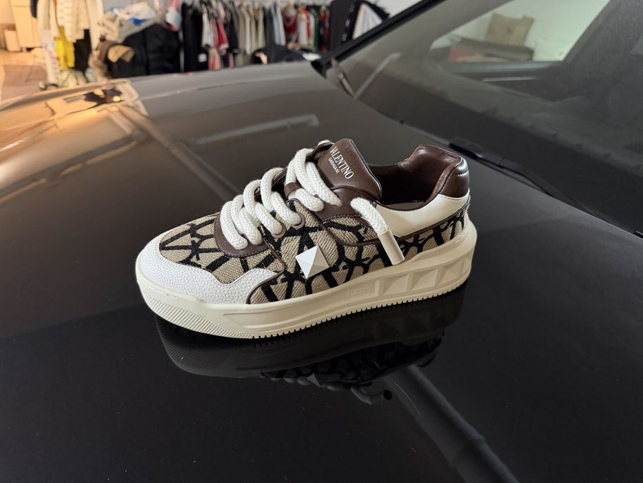 Tenis Velentino Stud