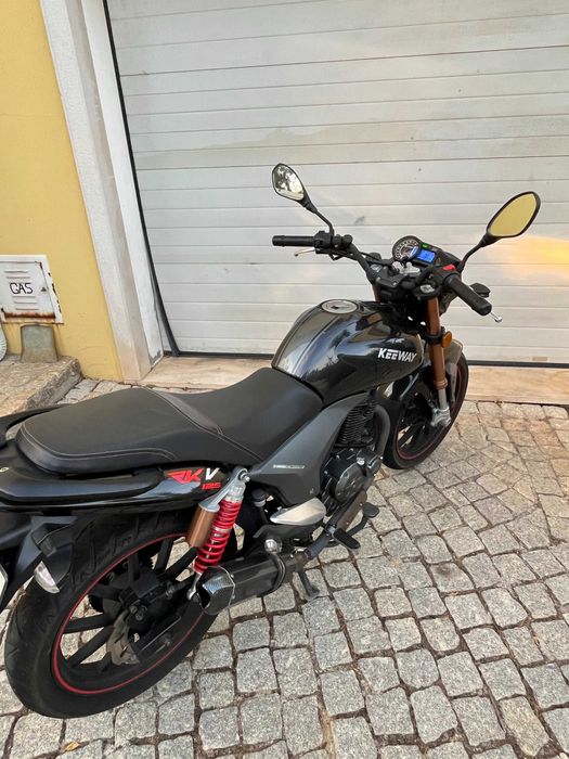 Keeway RKV 125, ano 2017