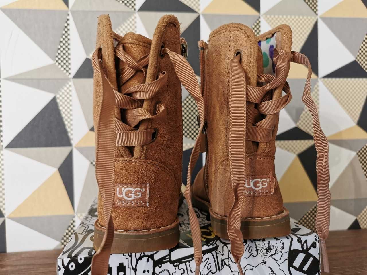 Buty dziecięce UGG rozmiar 23,5