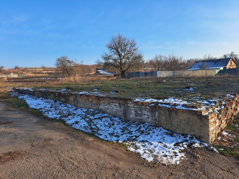 Безкоштовно під розбір фундамент