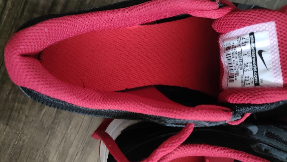 świetne buty do biegania NIKE Revolution 2M jak nowe