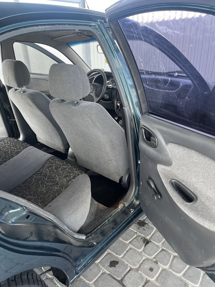 Daewoo Lanos, на повному ходу