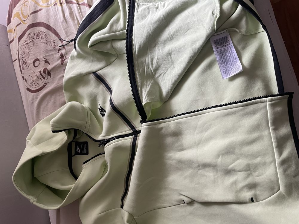 Nike tech fleece розмір М