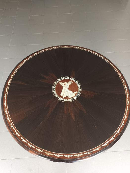 Mesa de centro antiga