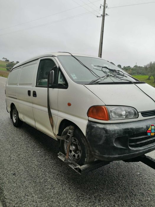 Carrinha Mitsubishi L400 de 1997 para peças